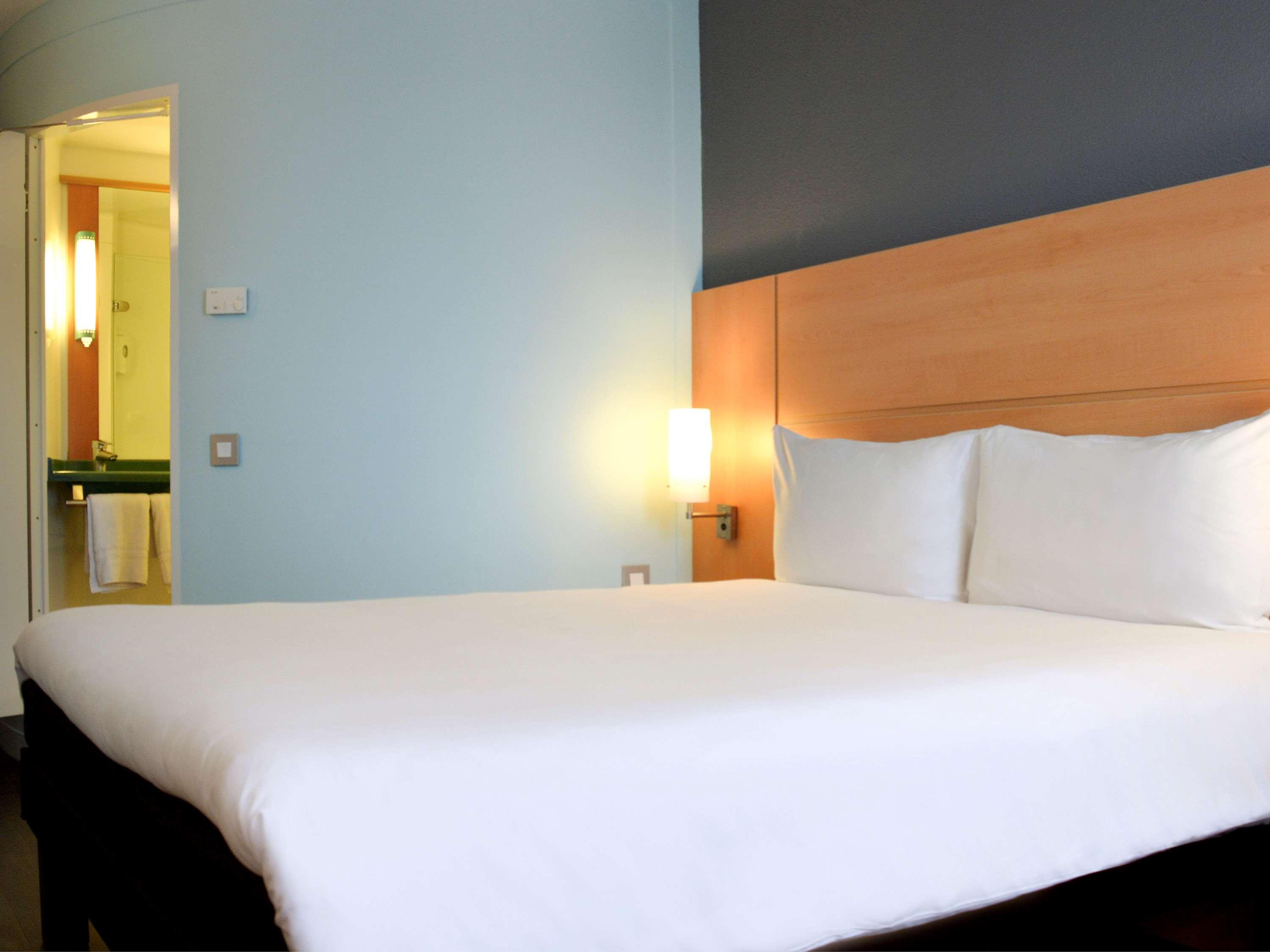 Ibis Reading Centre Hotel Buitenkant foto