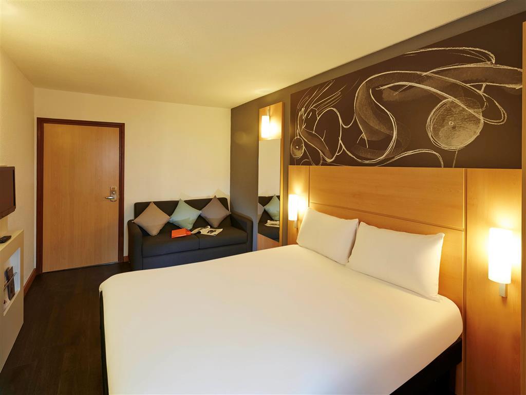 Ibis Reading Centre Hotel Buitenkant foto